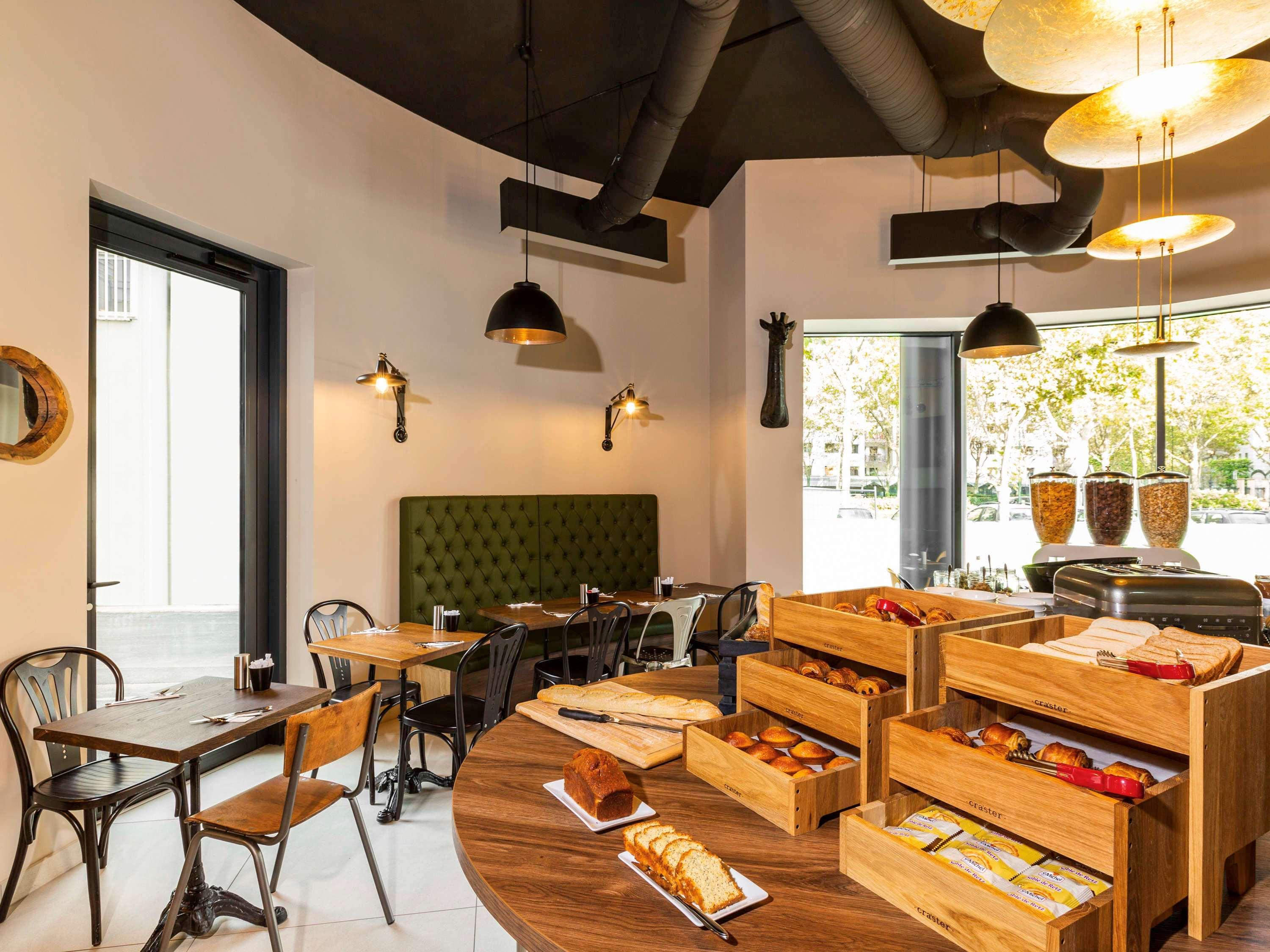 Ibis Styles Paris La Defense Hotel 3*